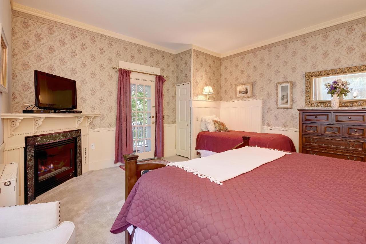 בר הרבור Mira Monte Inn & Suites מראה חיצוני תמונה