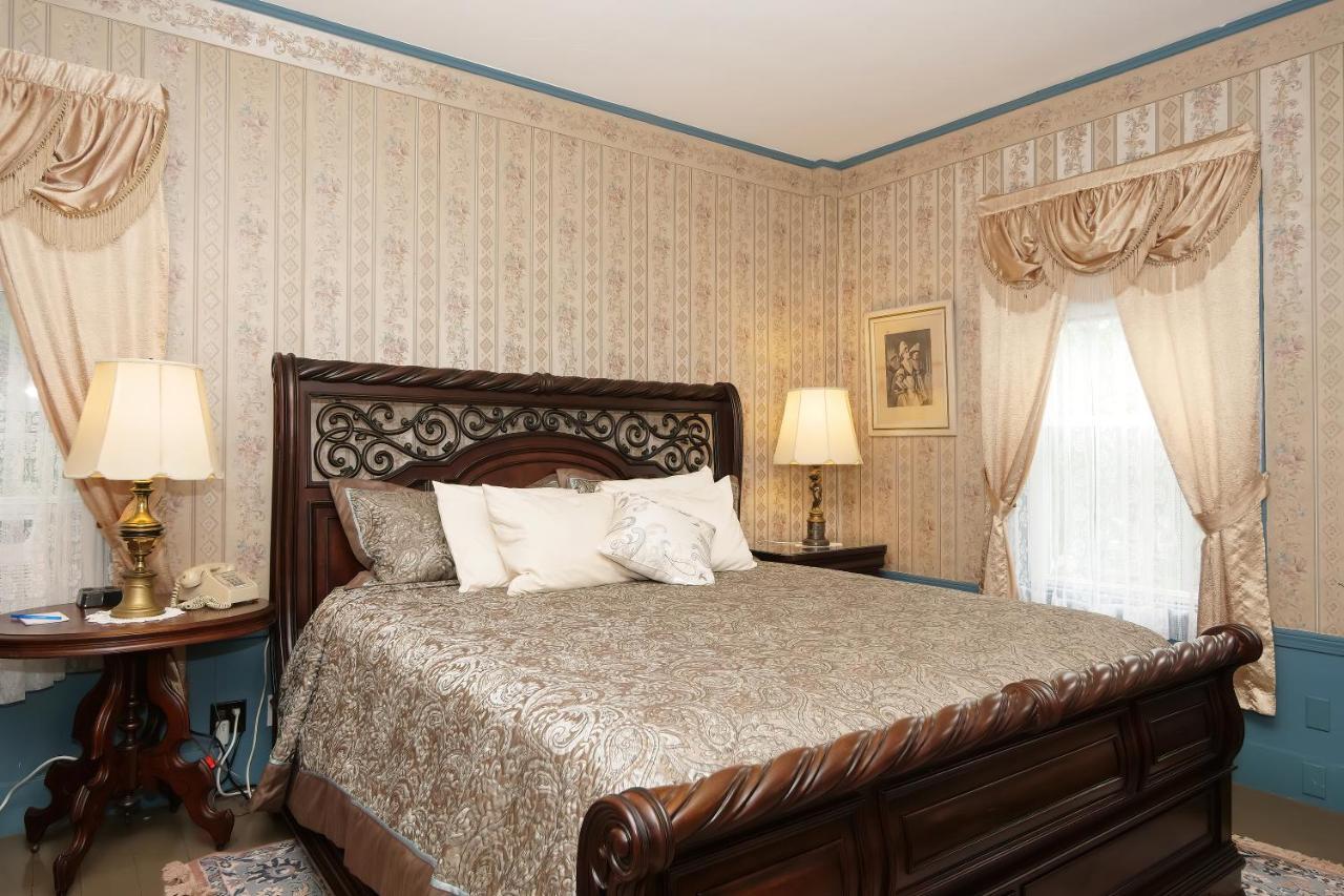 בר הרבור Mira Monte Inn & Suites מראה חיצוני תמונה